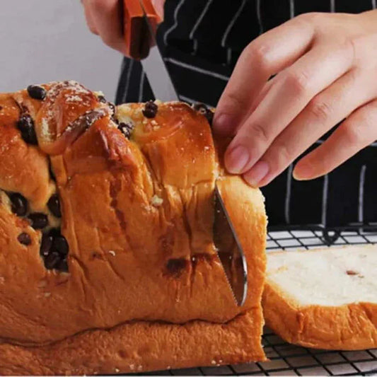 Stainless Steel Serrated Bread/Cake Knife