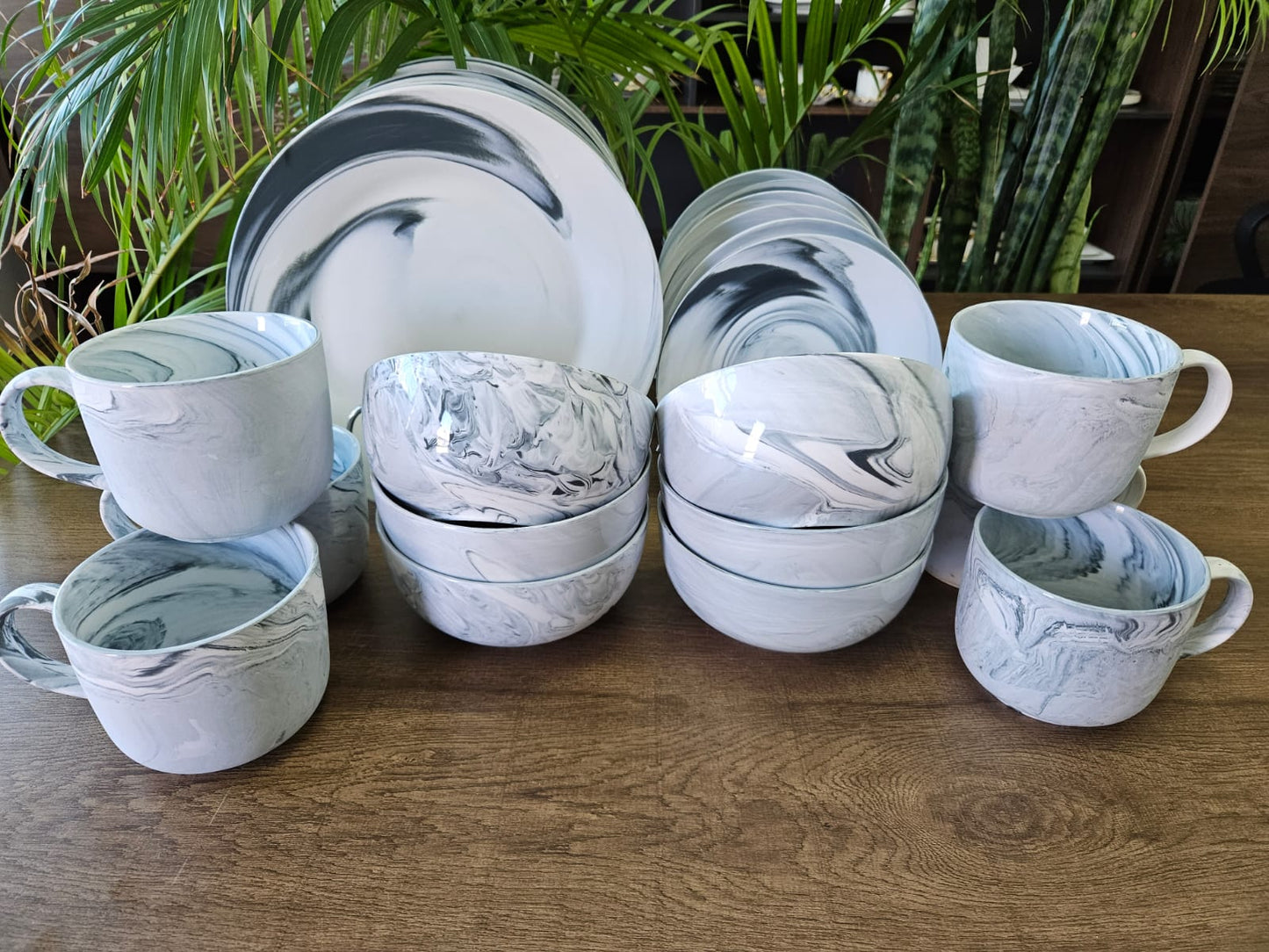 Marble dinnerset