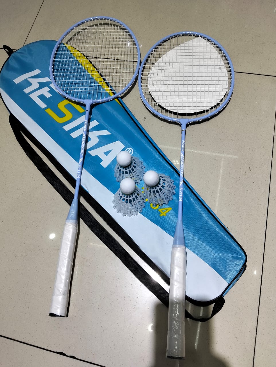 Complete Badminton Set β 2 Rackets, 3 Shuttlecocks, 1 Net & Carry Bag
