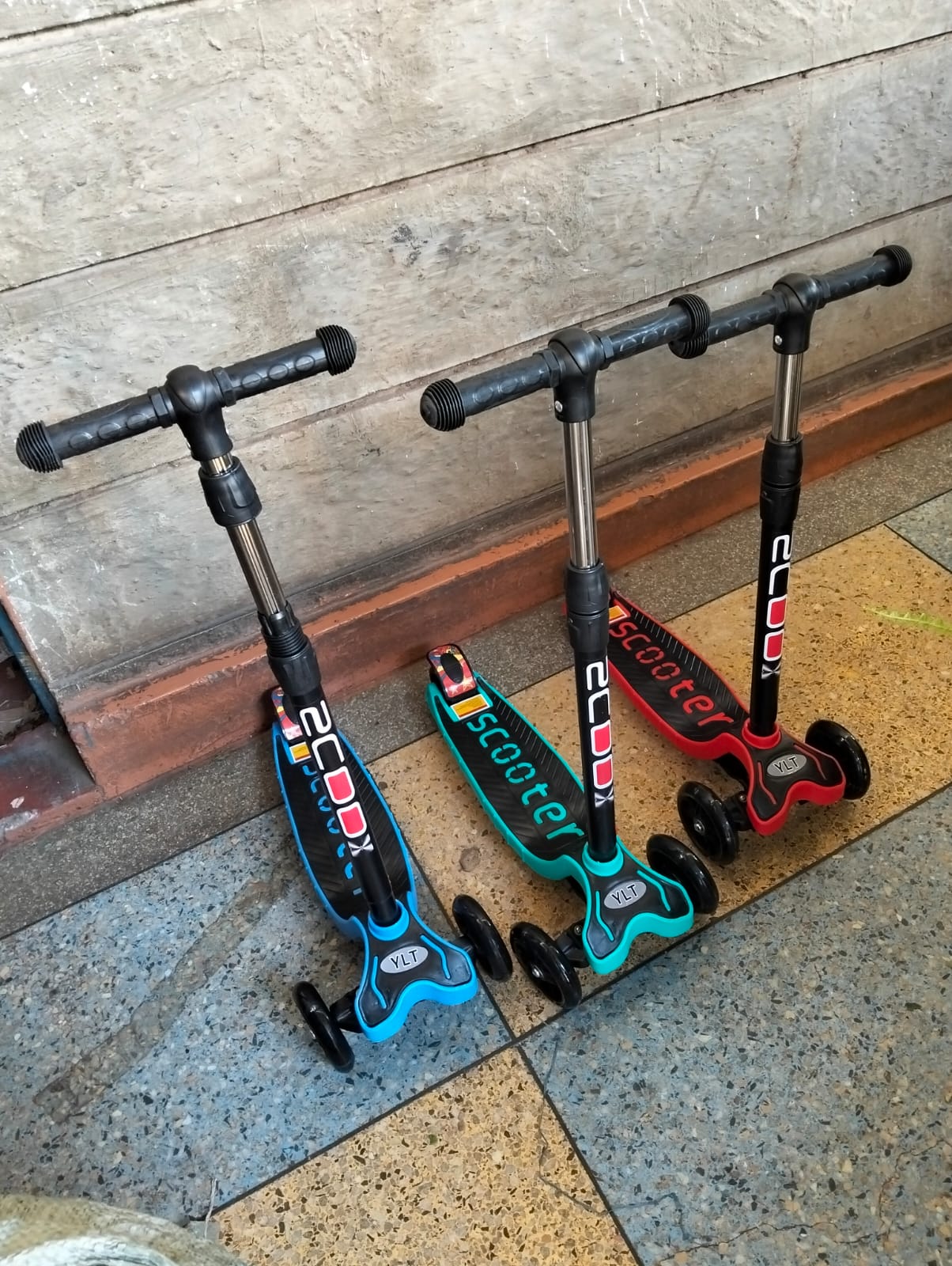 Adjustable 3-Wheel Kids Scooter – Foldable Kick Scooter for Boys & Girls