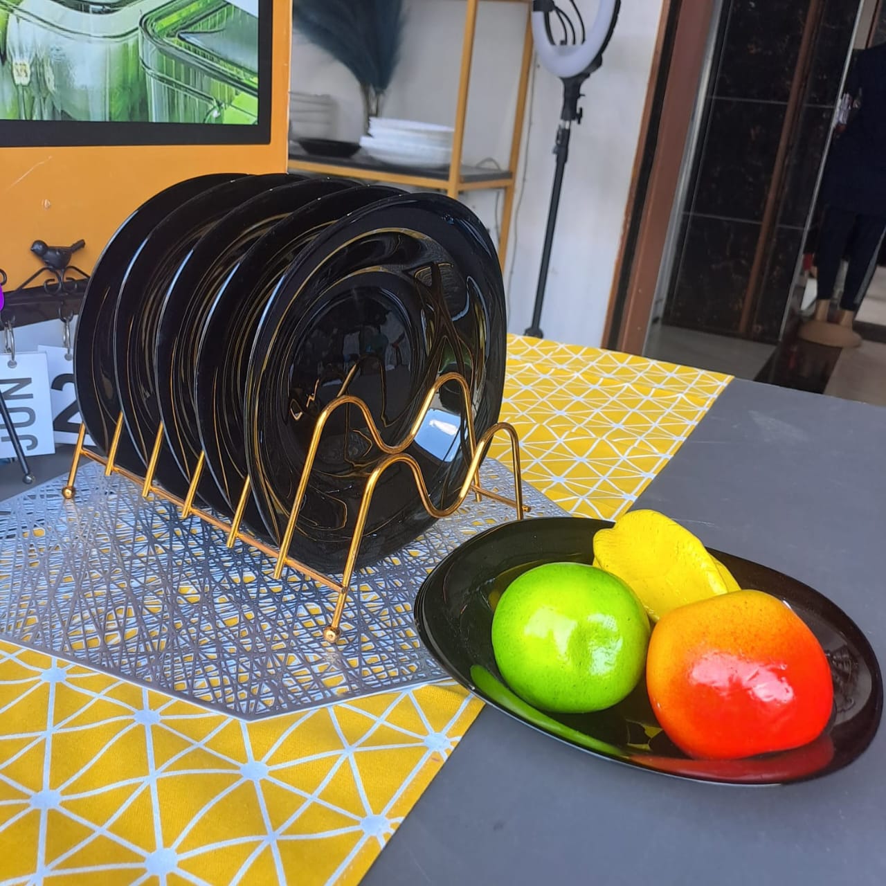 11" Black Square Dinner Plate