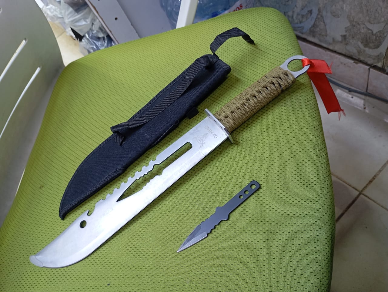 Full-Size Barracuda Machete with Sheath
