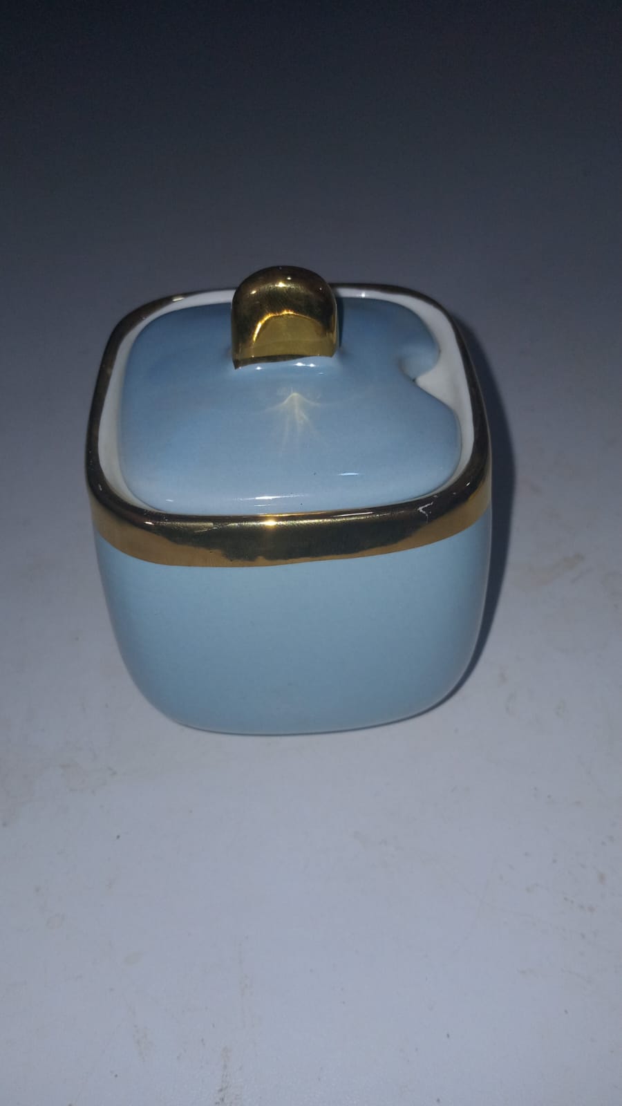 Skyline Gold Ceramic Sugar Dish