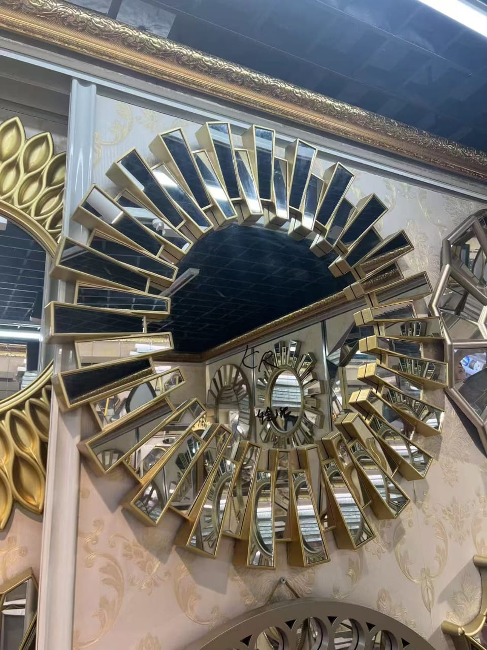Sunburst Round Luxury Wall Mirror