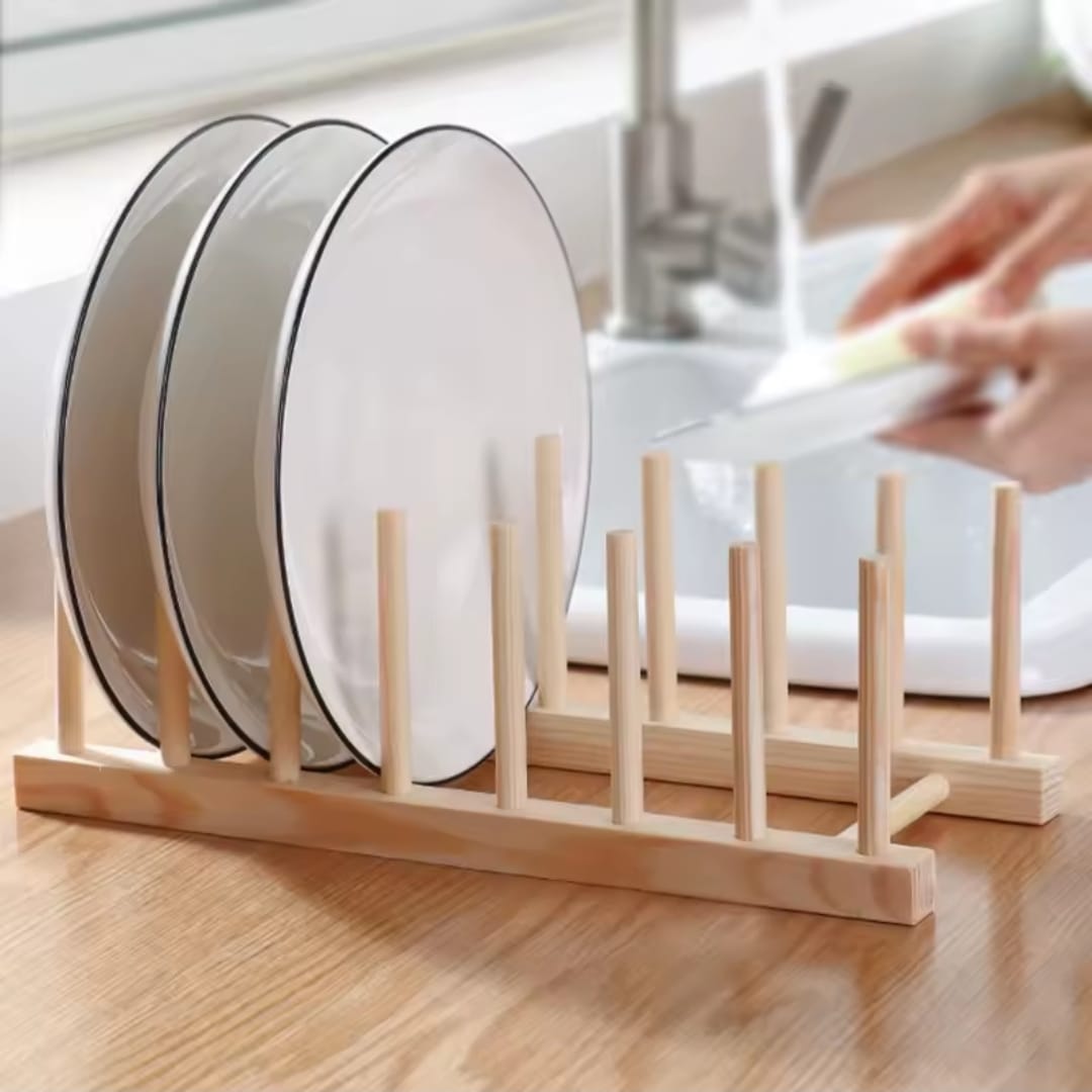 6-Slot Bamboo Plate Holder