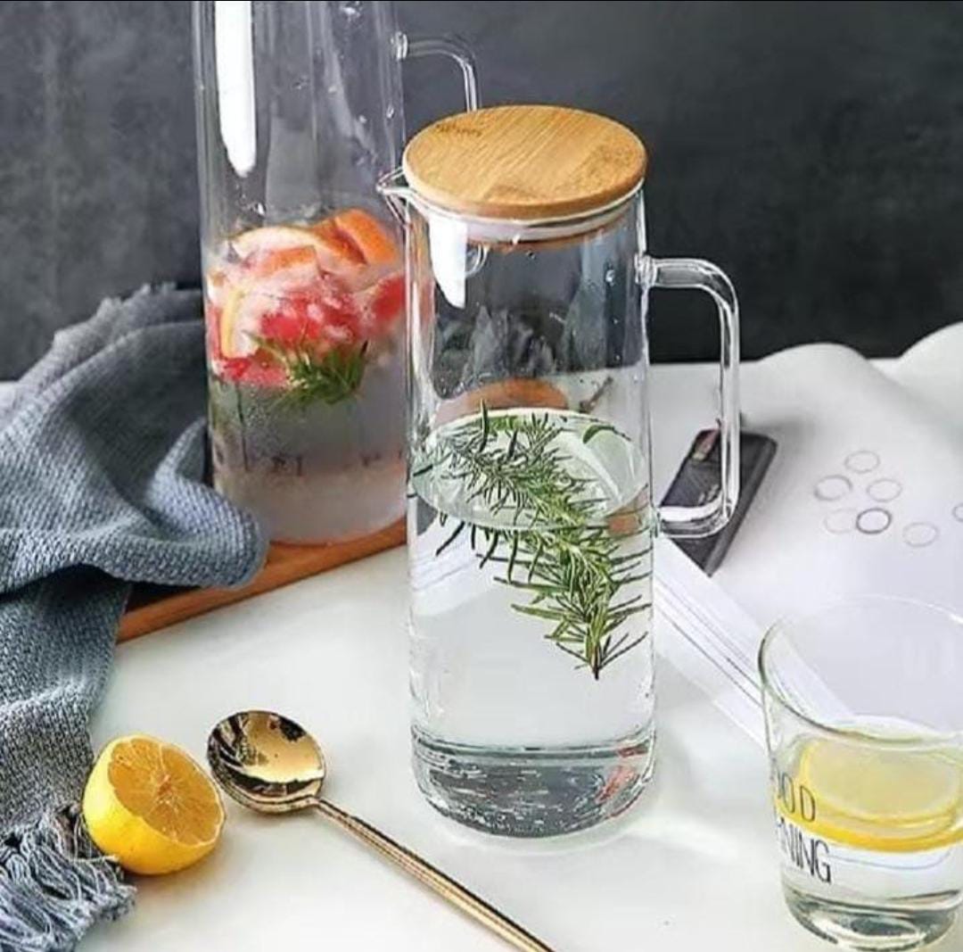 Elegant Glass Pitcher with Wooden Lid