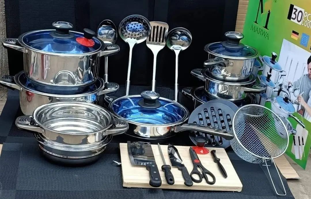 30-Piece Marwaa Cookware Set