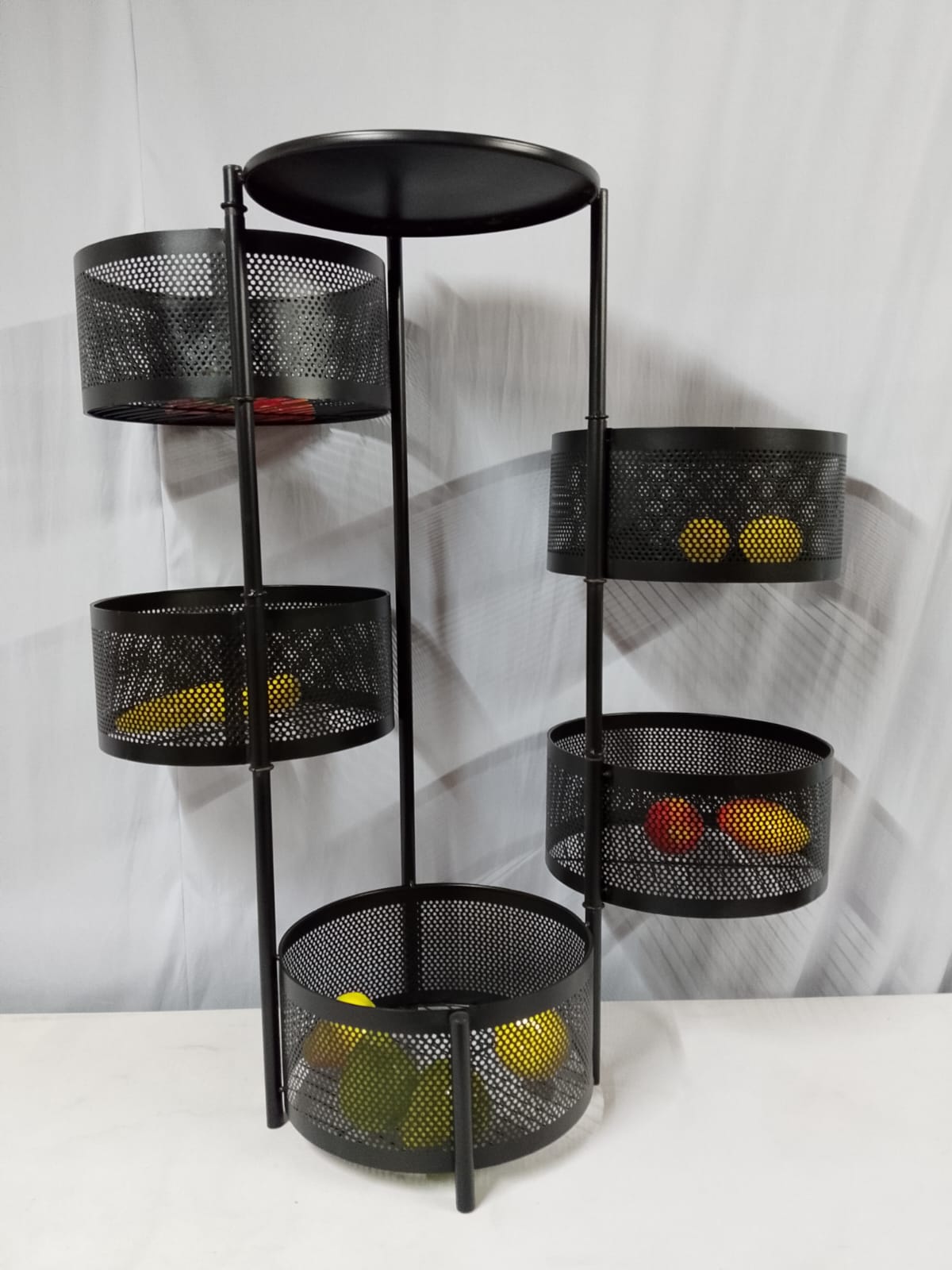 4-Layer Round Metallic Fruit Rack