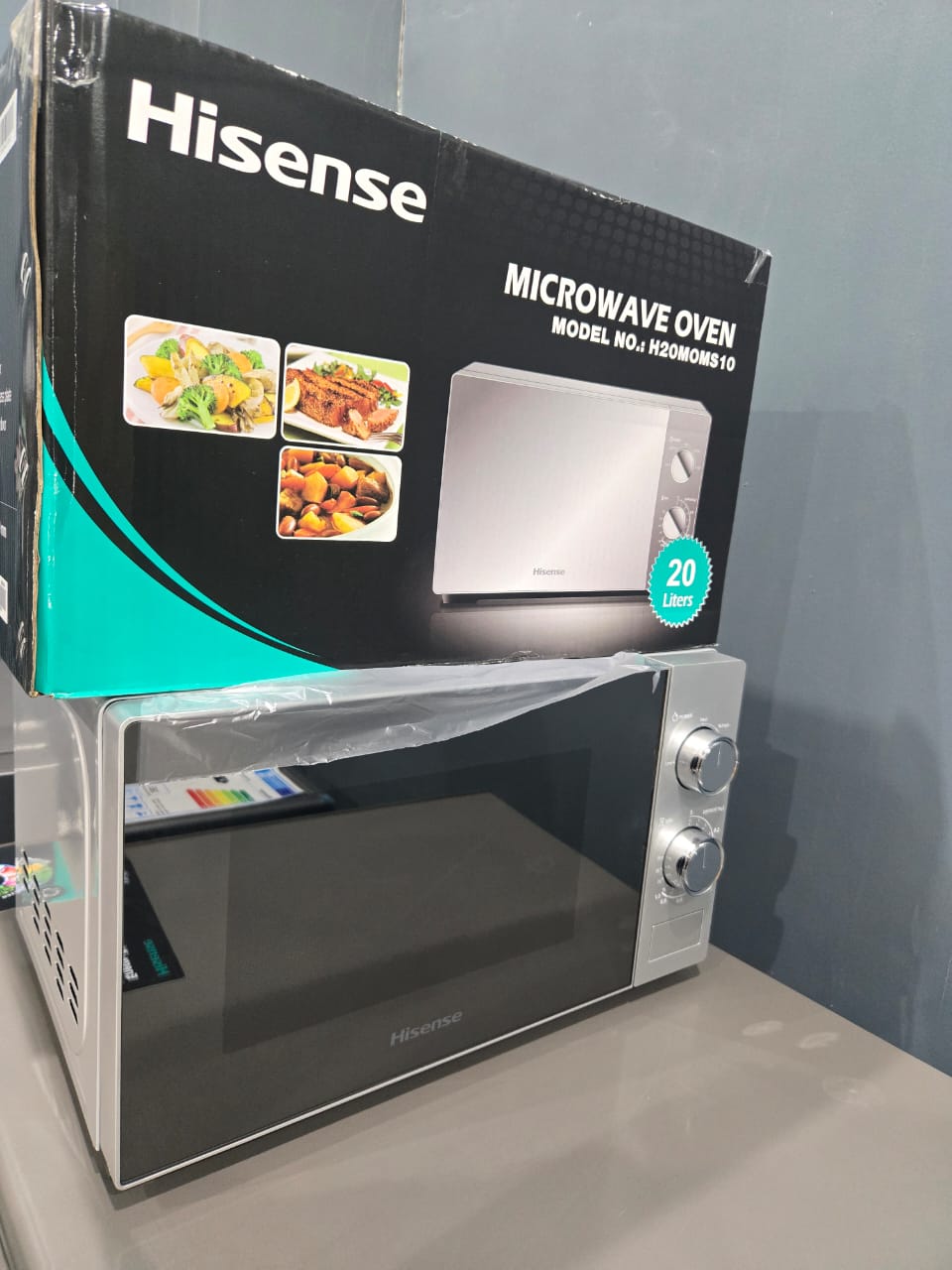 Hisense 20L Microwave Oven – User Manual
