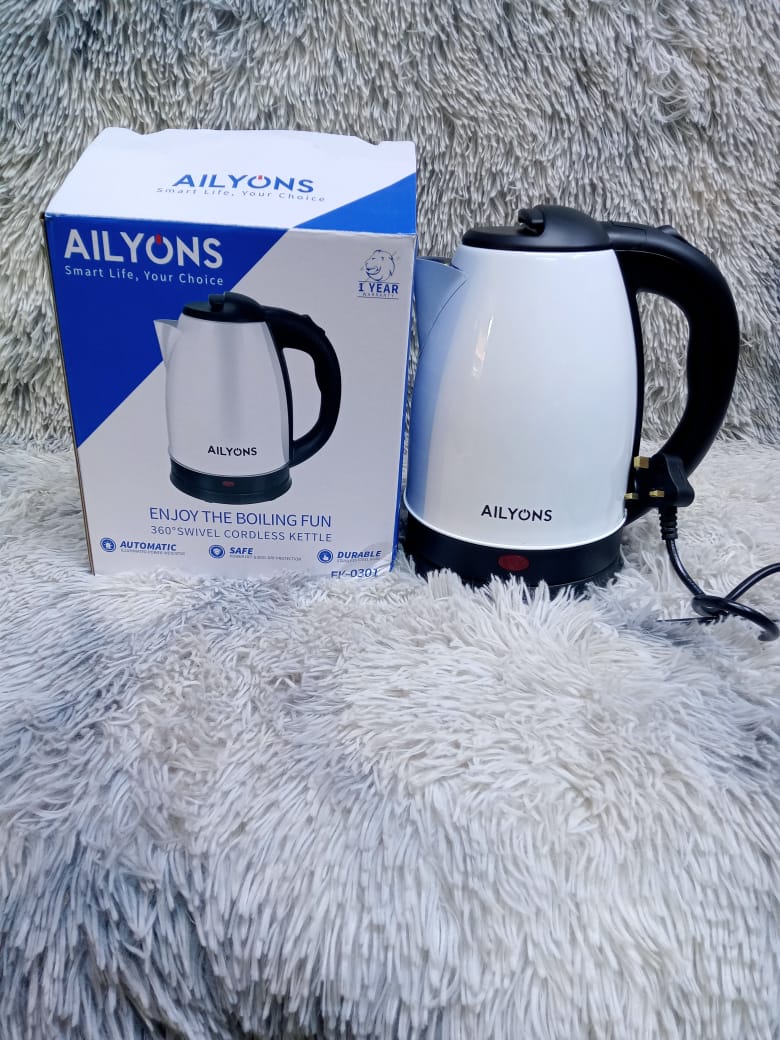 Colored Kettle –(1.8L)