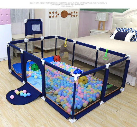 Play Pen with 30 Balls