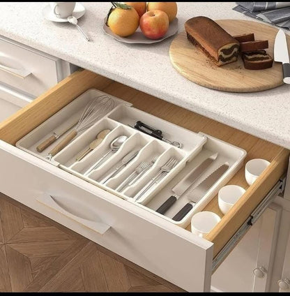 Expandable Cutlery Drawer Organizer