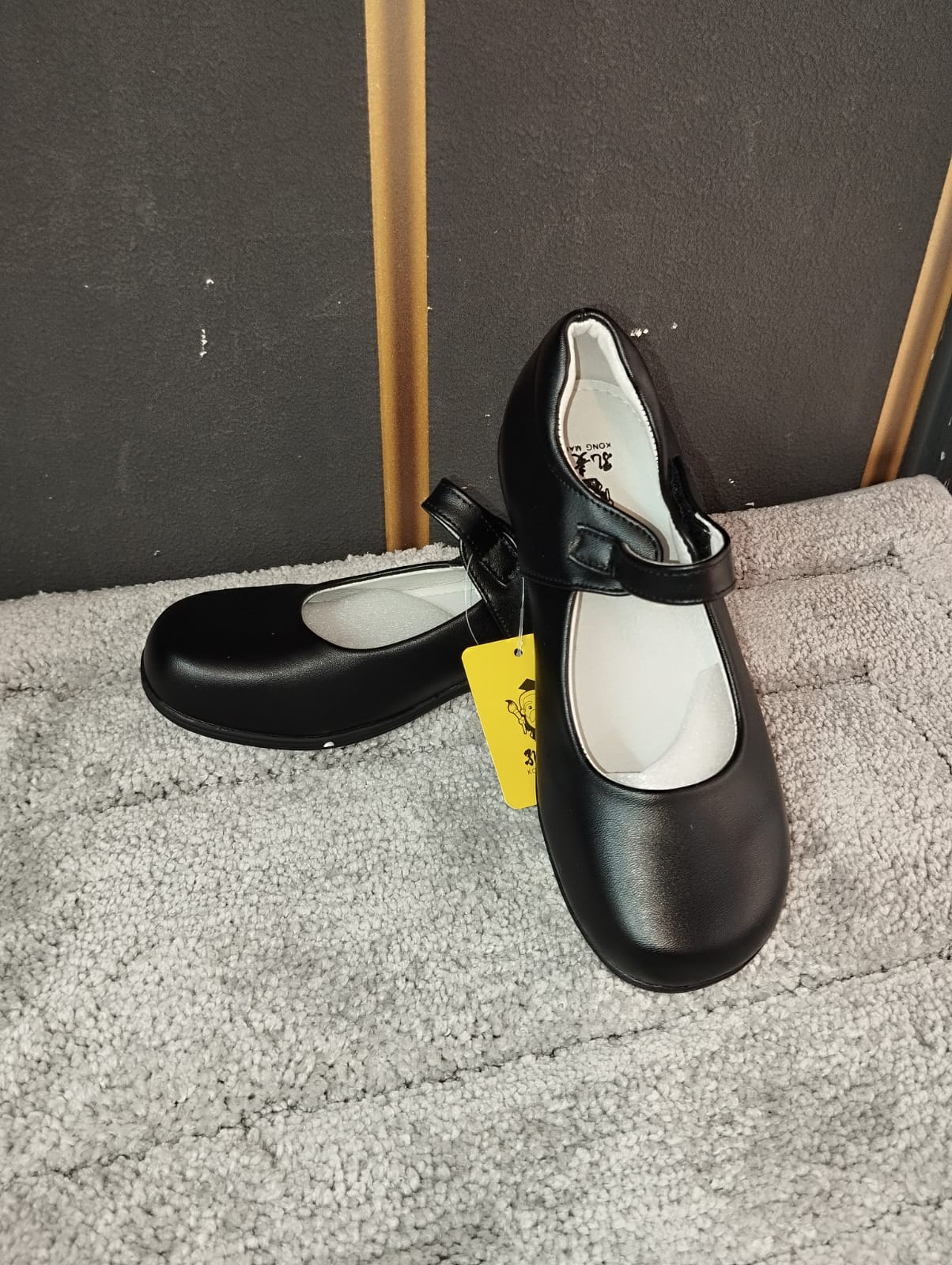 Girls' School Shoes with White Inner Sole