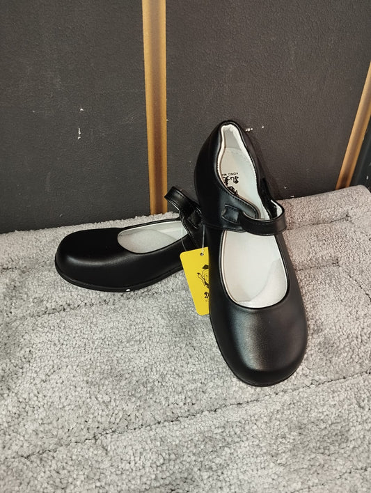 Girls' School Shoes with White Inner Sole